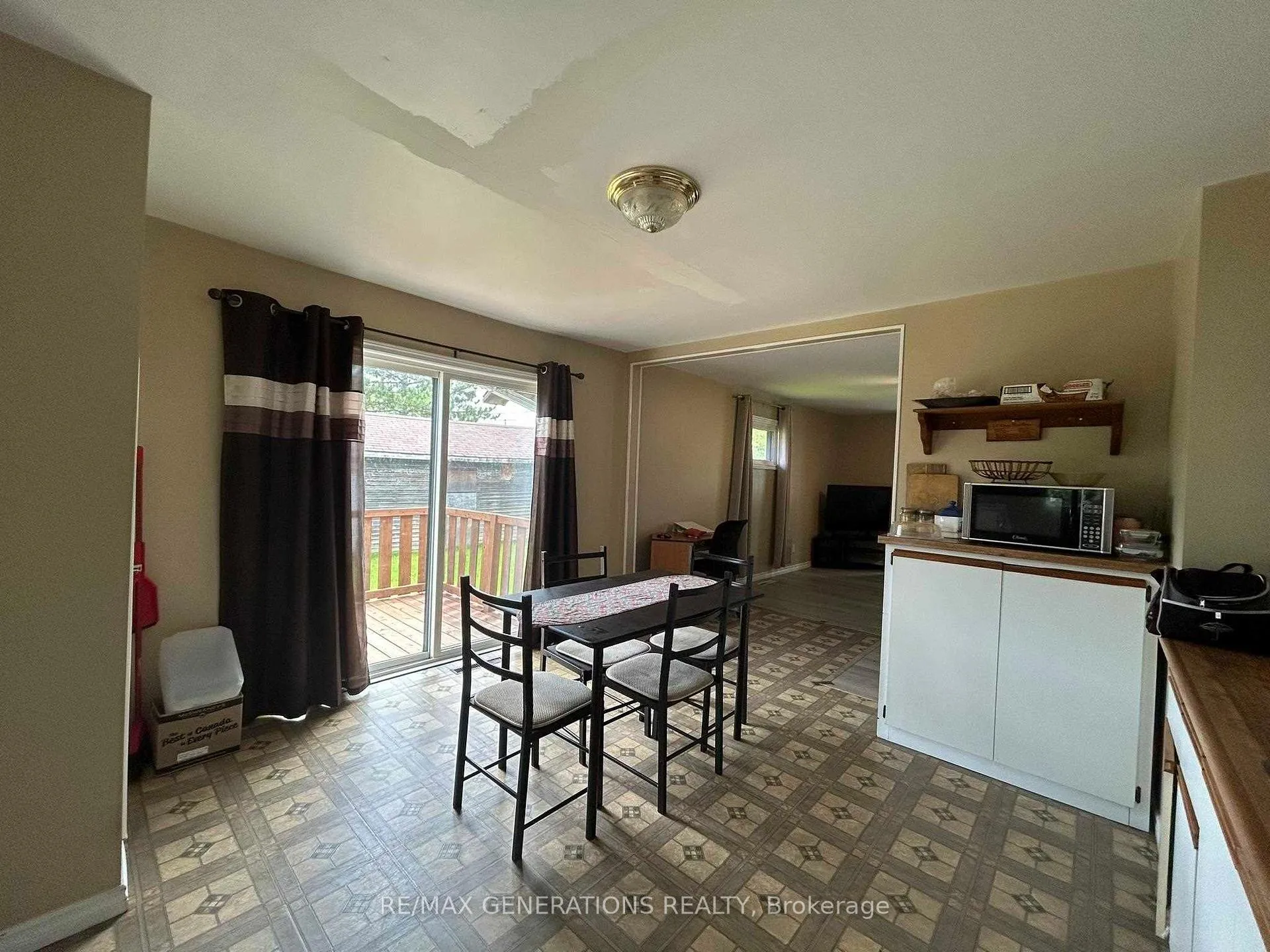 Photo 15 of 208-210 Mackenzie Avenue, Atikokan — HOMEH