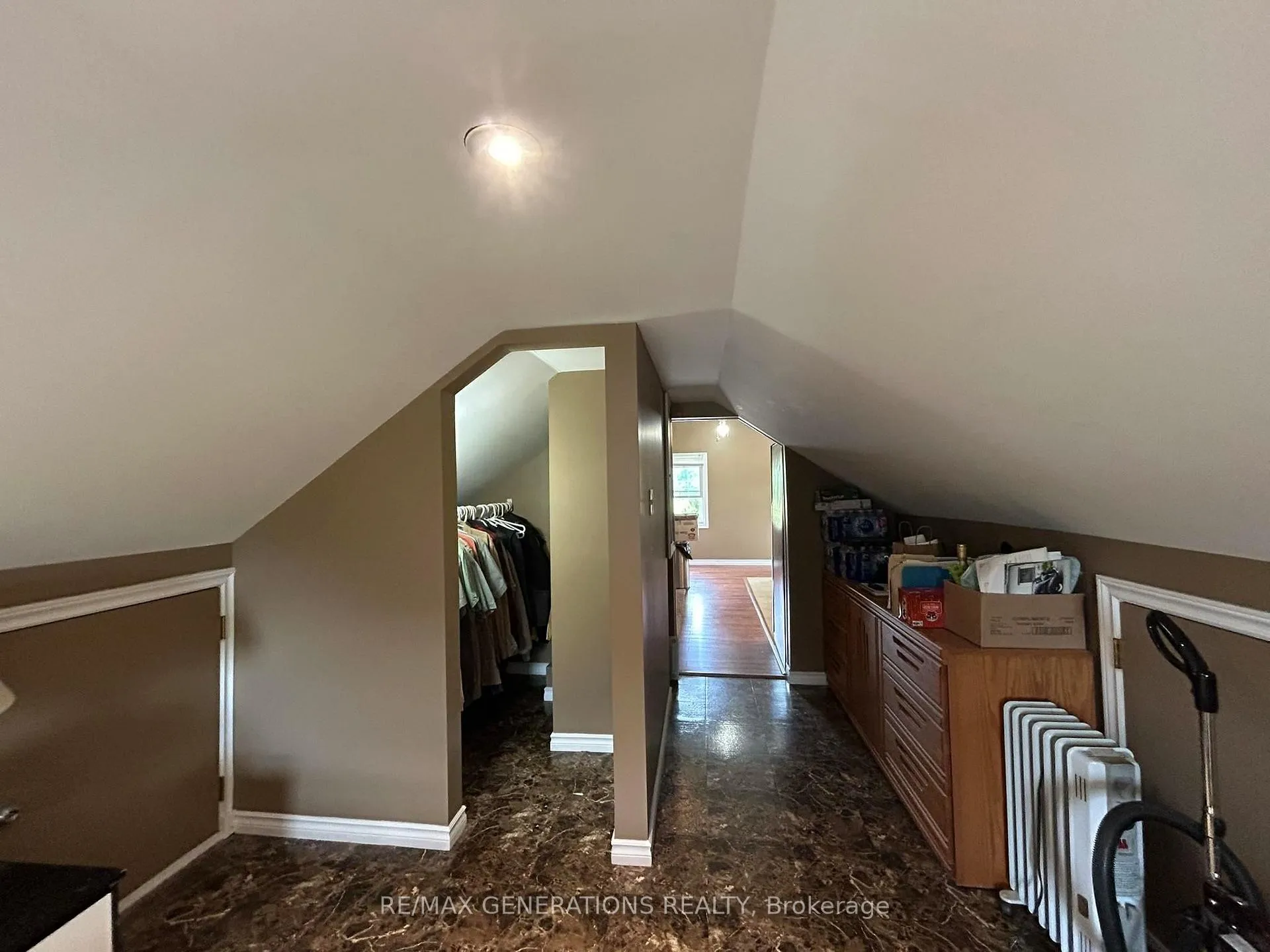 Photo 17 of 208-210 Mackenzie Avenue, Atikokan — HOMEH