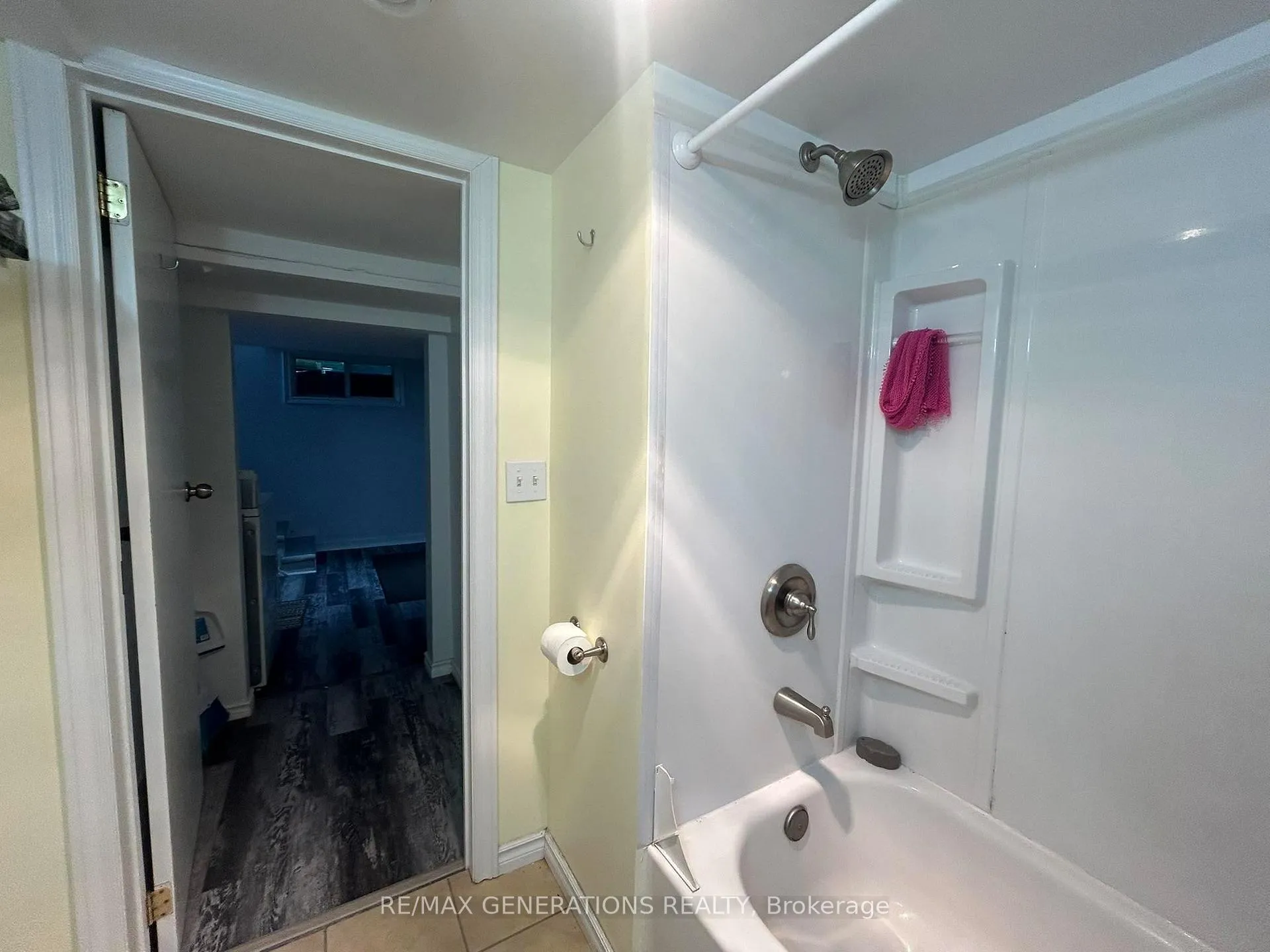 Photo 29 of 208-210 Mackenzie Avenue, Atikokan — HOMEH