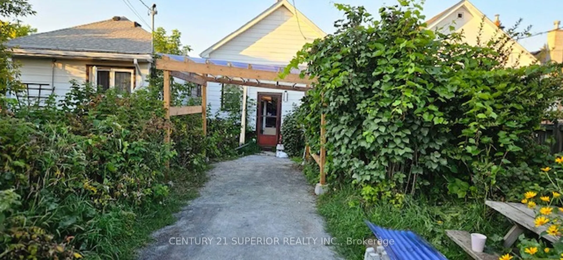 Photo 26 of 326 Heron Street, Thunder Bay, East End — HOMEH