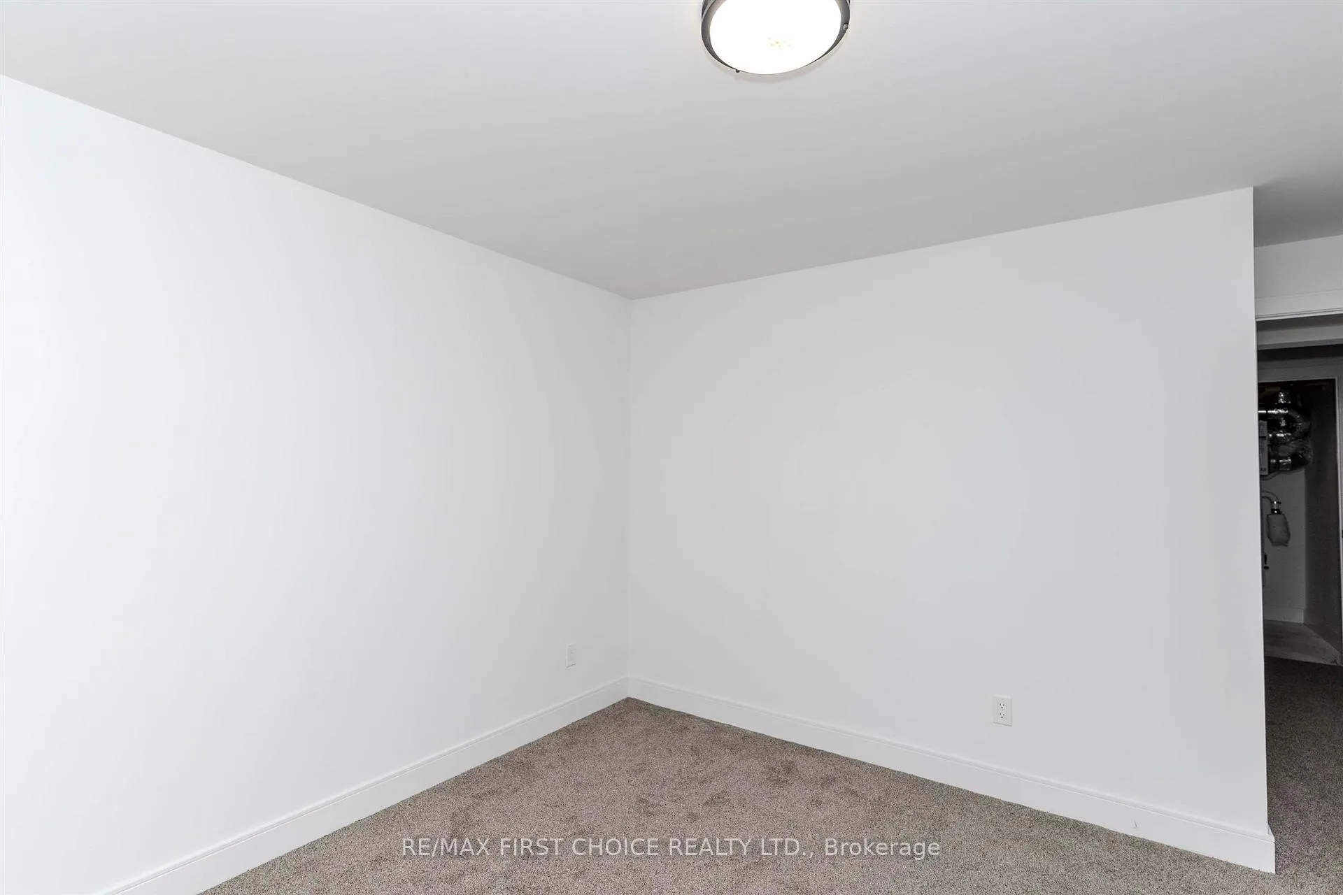 Photo 41 of 433 Muskrat Drive, Thunder Bay, Parkdale — HOMEH