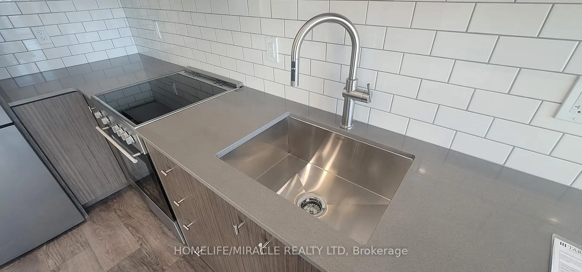 Photo 5 of Unit 1108, 5 Wellington Street S, Kitchener, Cherry Hill — HOMEH