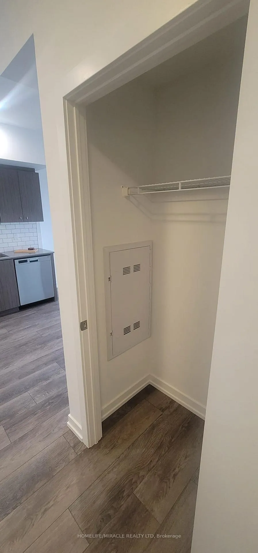 Photo 7 of Unit 1108, 5 Wellington Street S, Kitchener, Cherry Hill — HOMEH