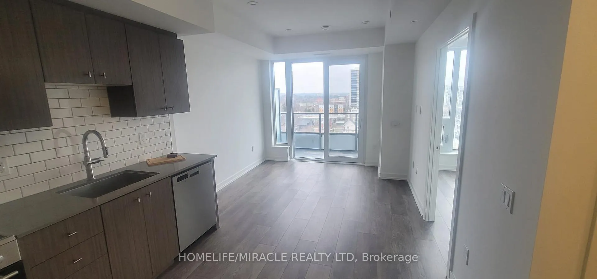 Photo 9 of Unit 1108, 5 Wellington Street S, Kitchener, Cherry Hill — HOMEH