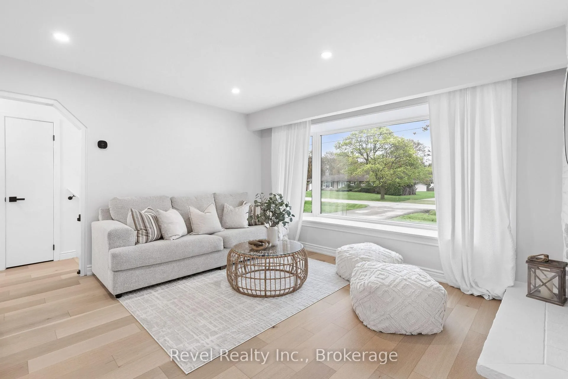 Photo 6 of 336 Meadow Street, Oshawa, Kedron — HOMEH