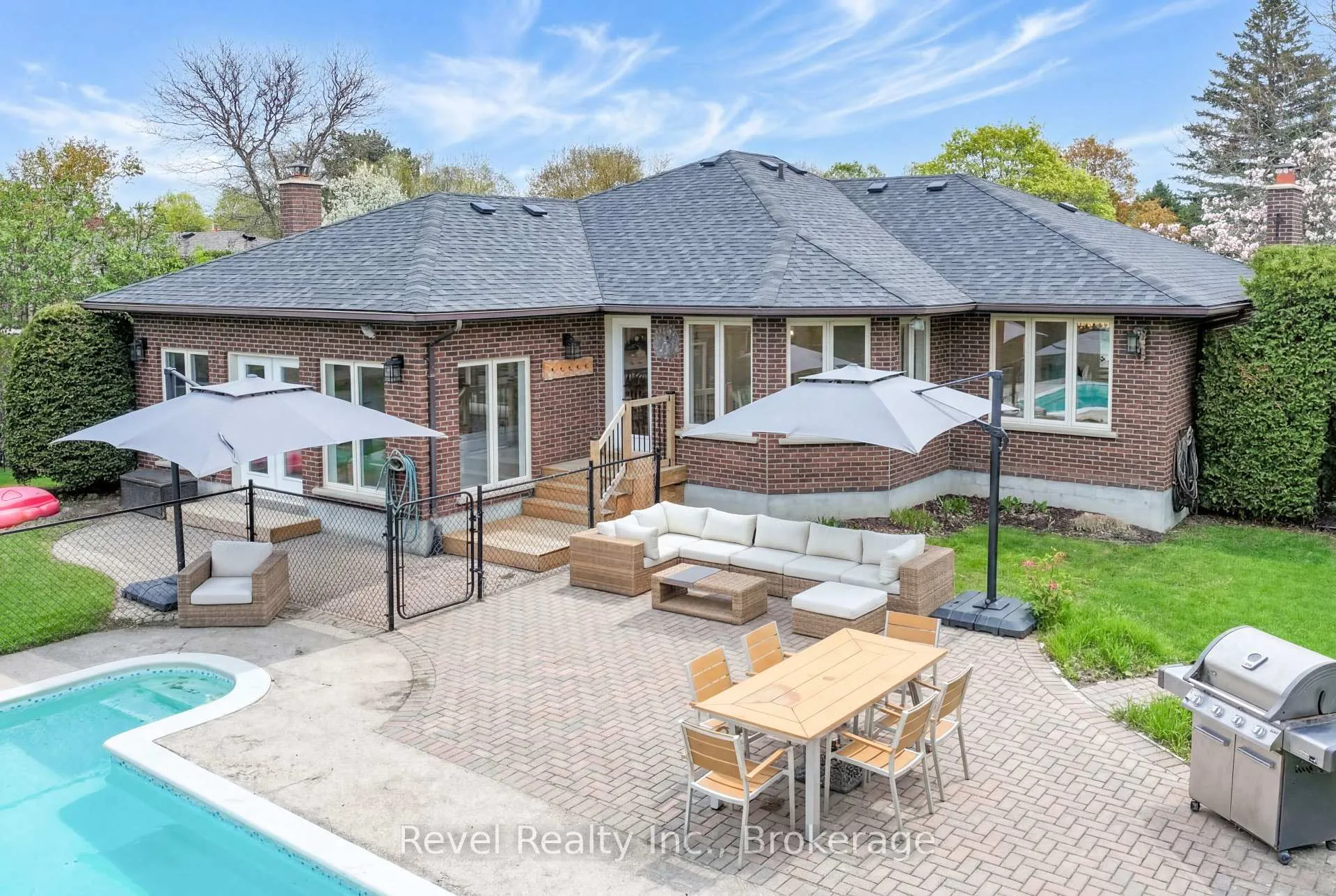 Photo 34 of 336 Meadow Street, Oshawa, Kedron — HOMEH