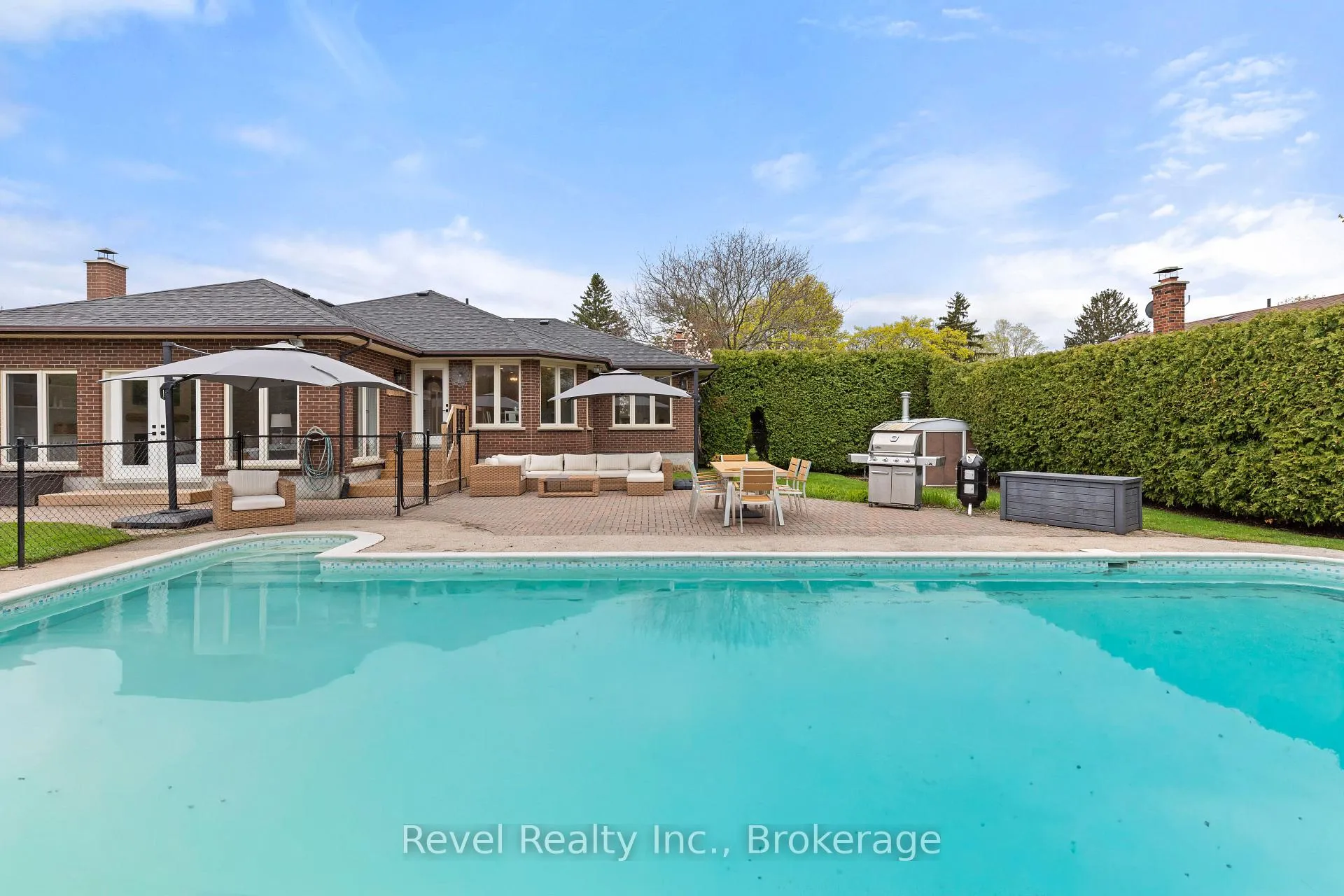 Photo 36 of 336 Meadow Street, Oshawa, Kedron — HOMEH