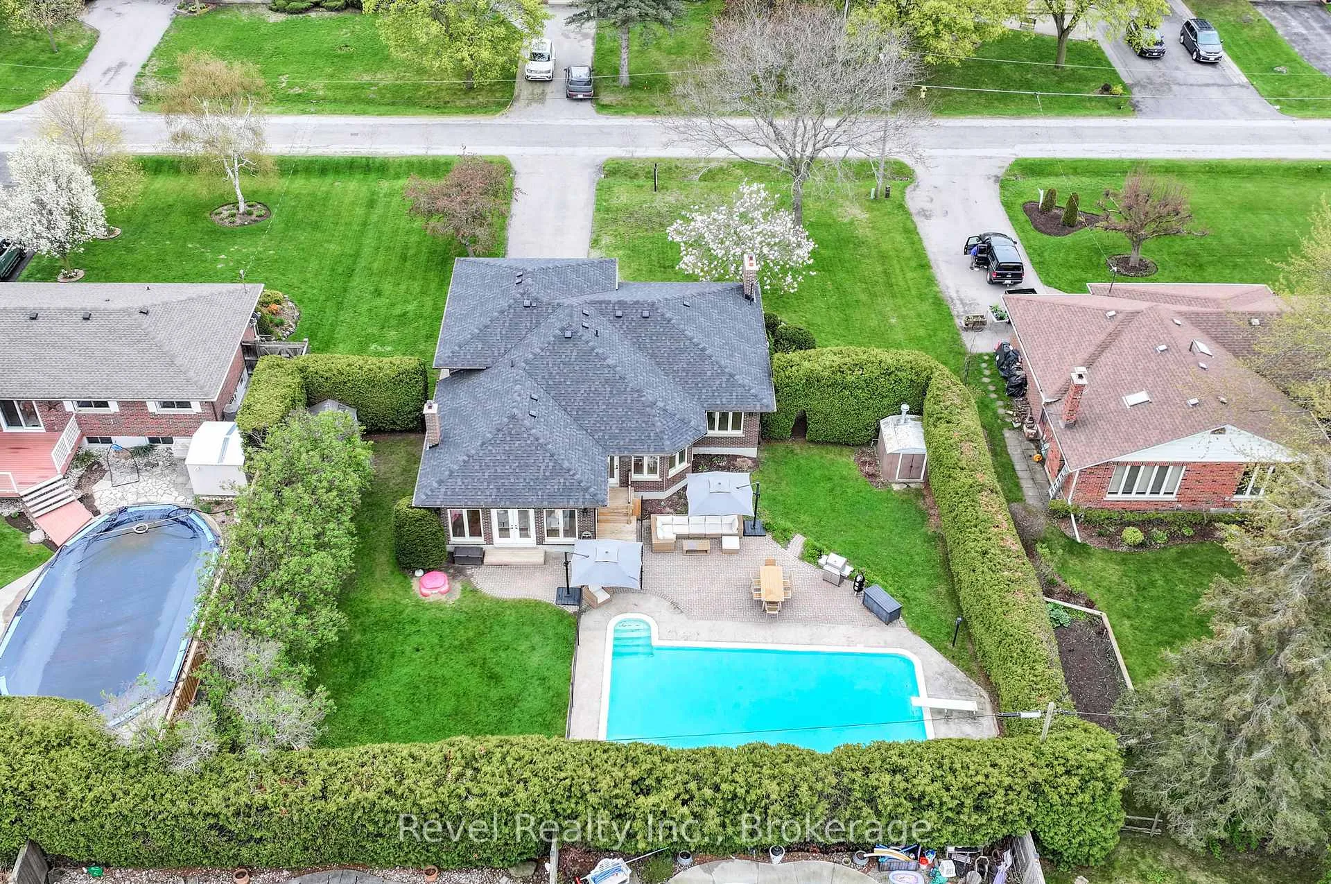 Photo 41 of 336 Meadow Street, Oshawa, Kedron — HOMEH