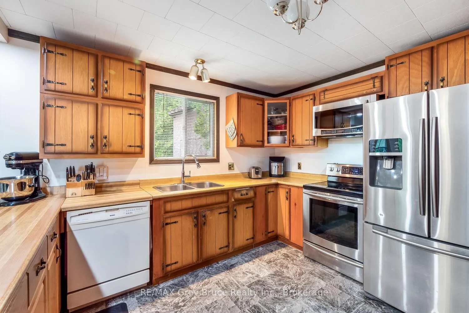 Photo 16 of 68 Tamarac Road, Northern Bruce Peninsula — HOMEH
