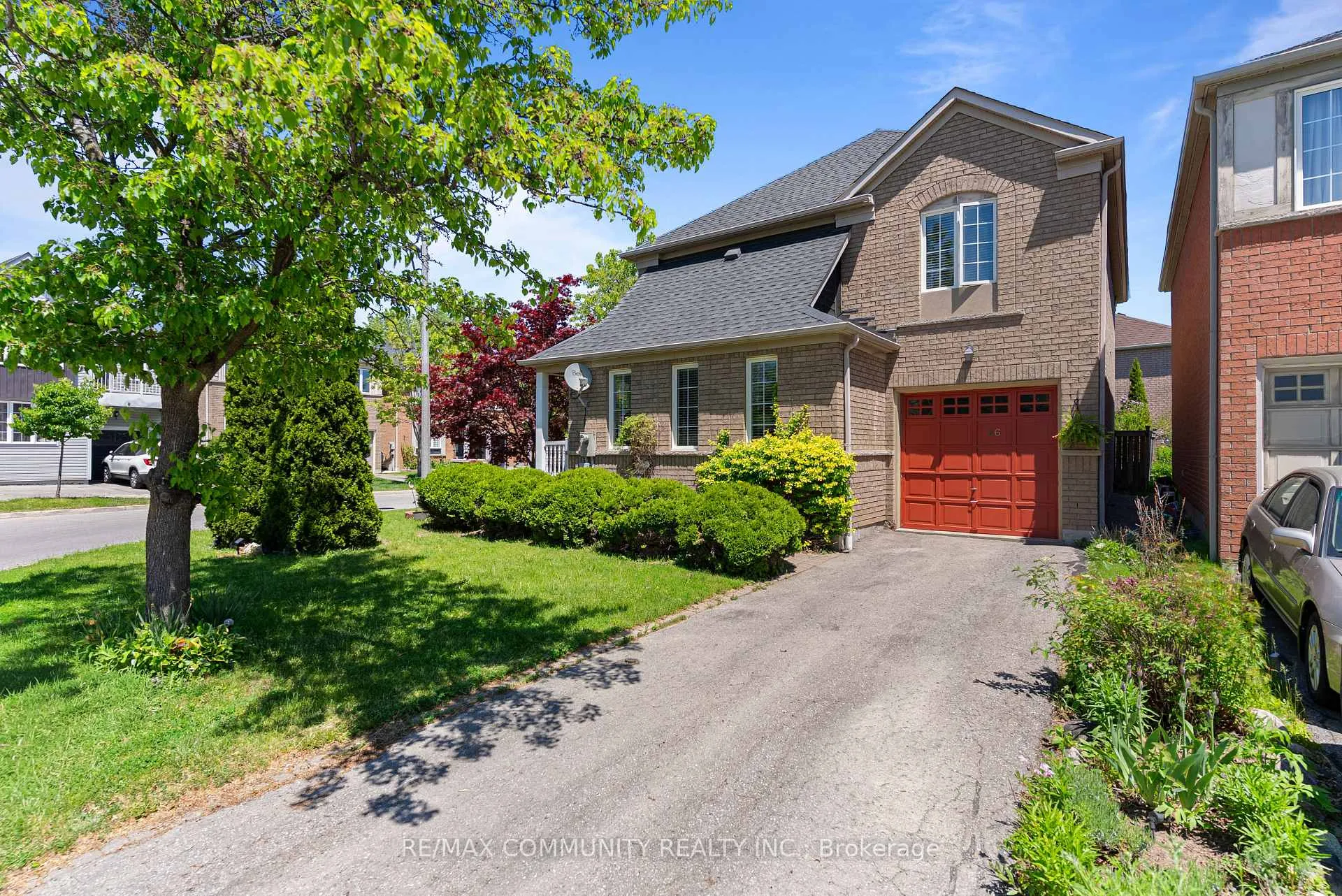 Photo 3 of 86 Armitage Crescent, Ajax, Northwest Ajax — HOMEH