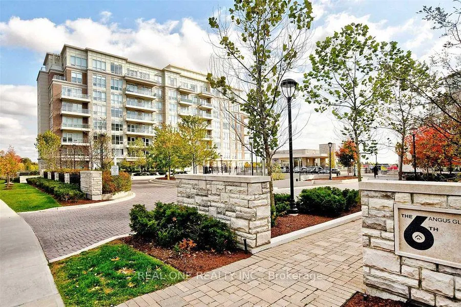 Photo of Unit 612, 15 Stollery Pond Crescent