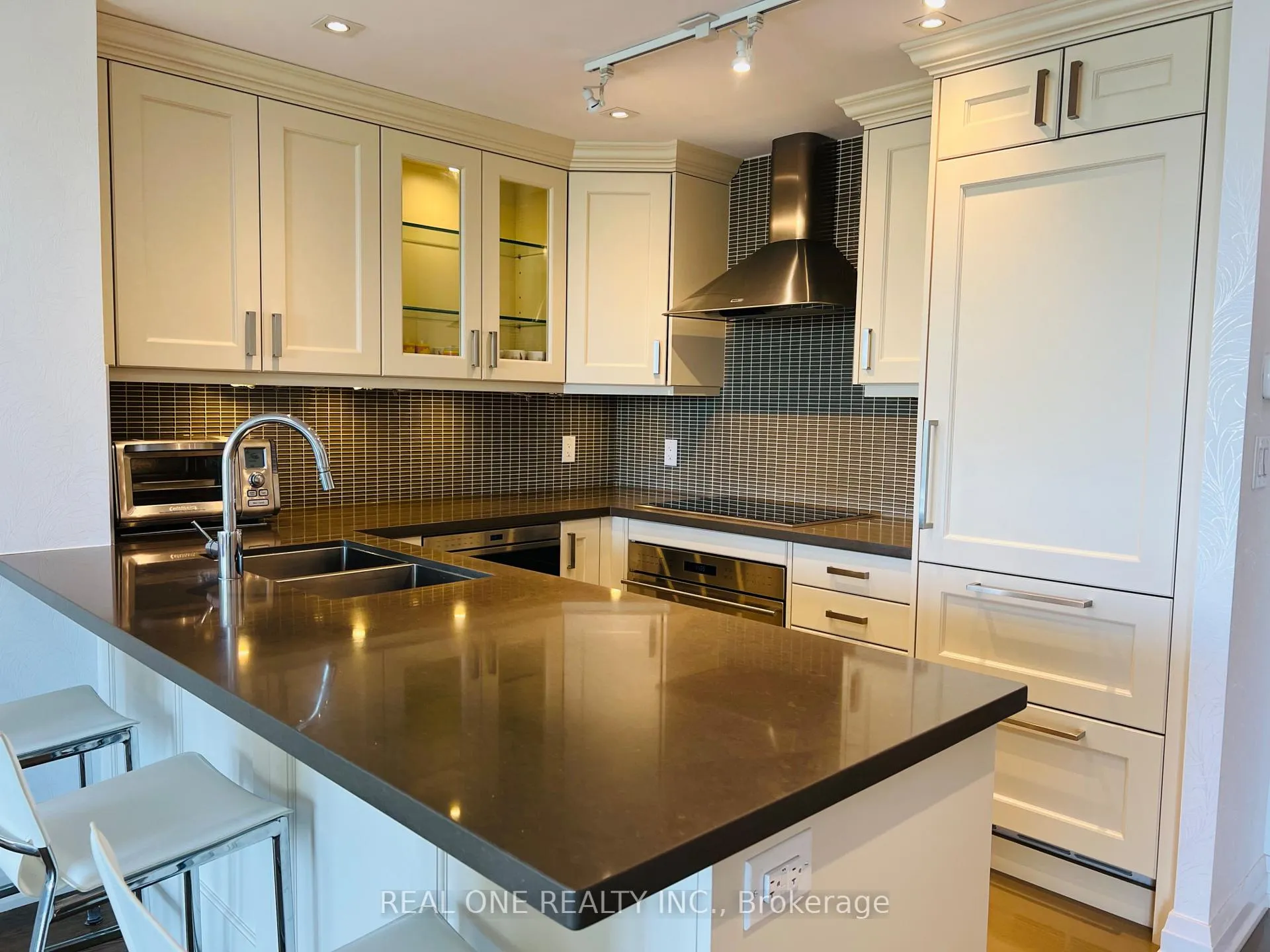 Photo 10 of Unit 612, 15 Stollery Pond Crescent, Markham, Angus Glen — HOMEH
