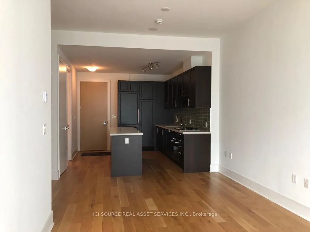 Photo 5 of Unit 710, 29 Queens Quay E, Toronto, Waterfront Communities — HOMEH