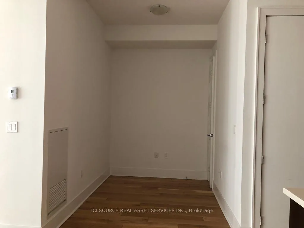 Photo 8 of Unit 710, 29 Queens Quay E, Toronto, Waterfront Communities — HOMEH
