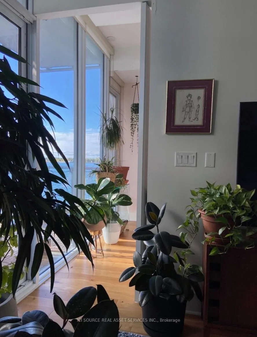 Photo 11 of Unit 710, 29 Queens Quay E, Toronto, Waterfront Communities — HOMEH
