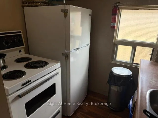 Photo 7 of 238 Albert Street, Oshawa, Central — HOMEH