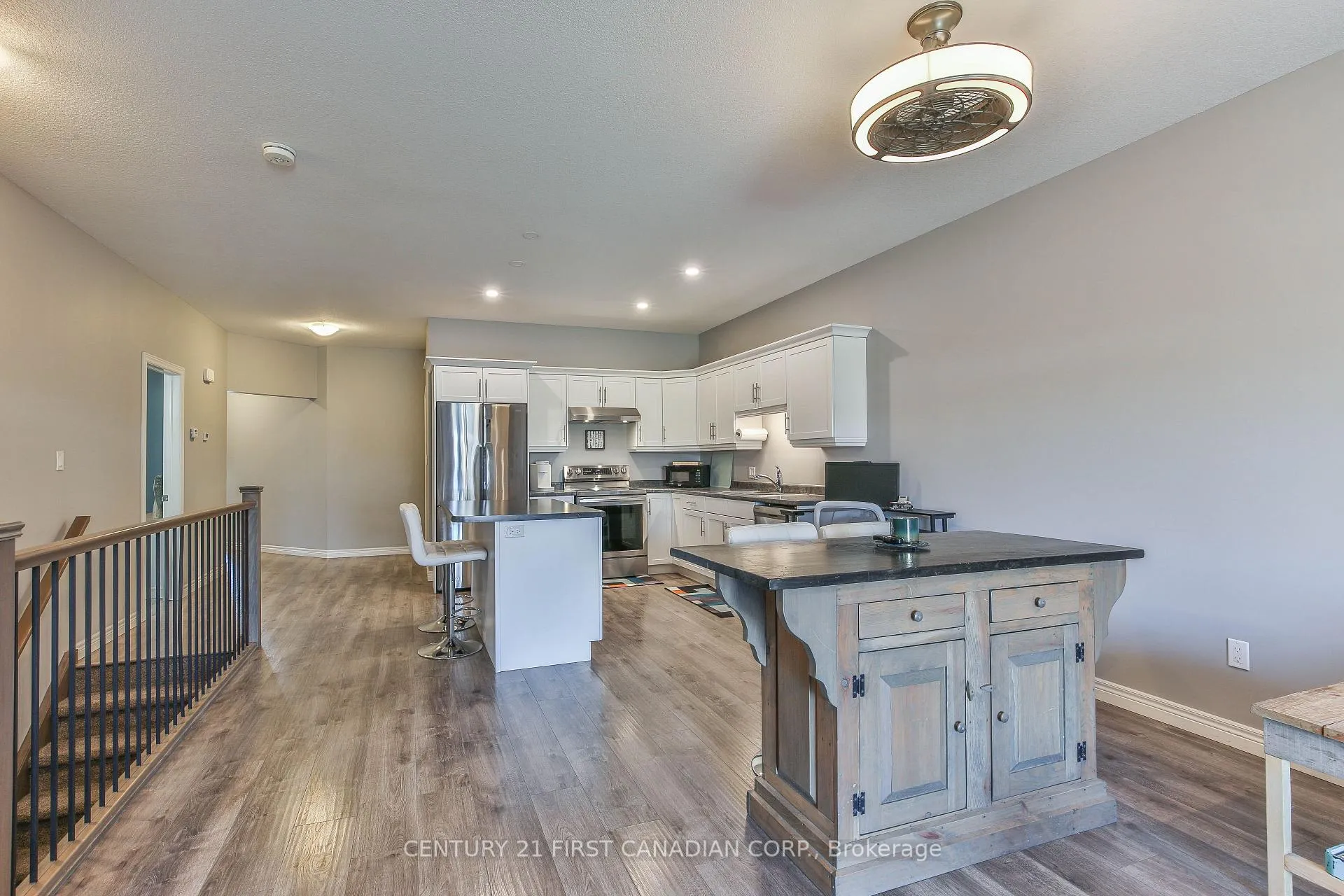 Photo 11 of 283 Boyd Boulevard, Zorra, Thamesford — HOMEH