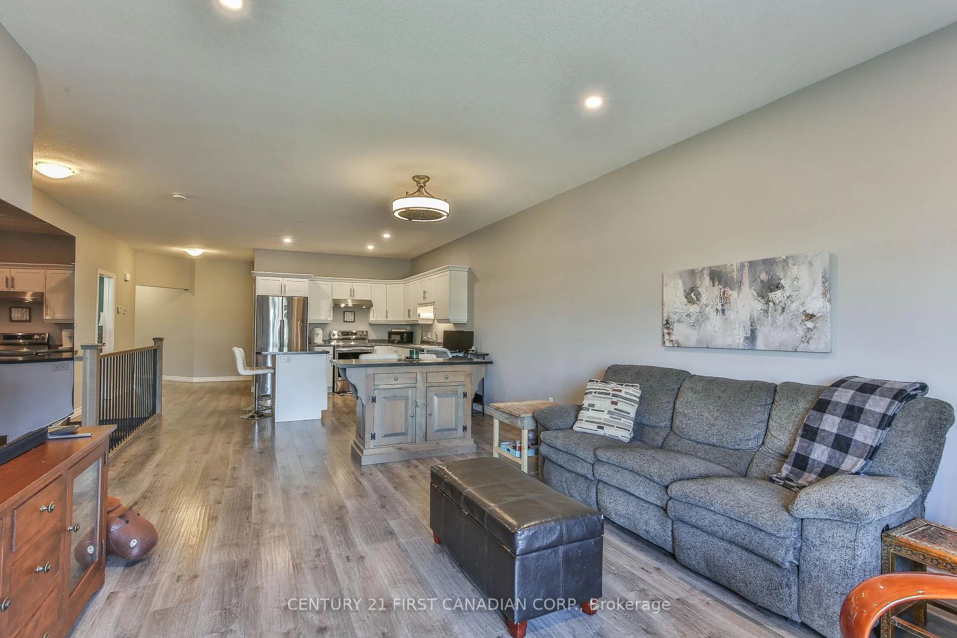 Photo 15 of 283 Boyd Boulevard, Zorra, Thamesford — HOMEH