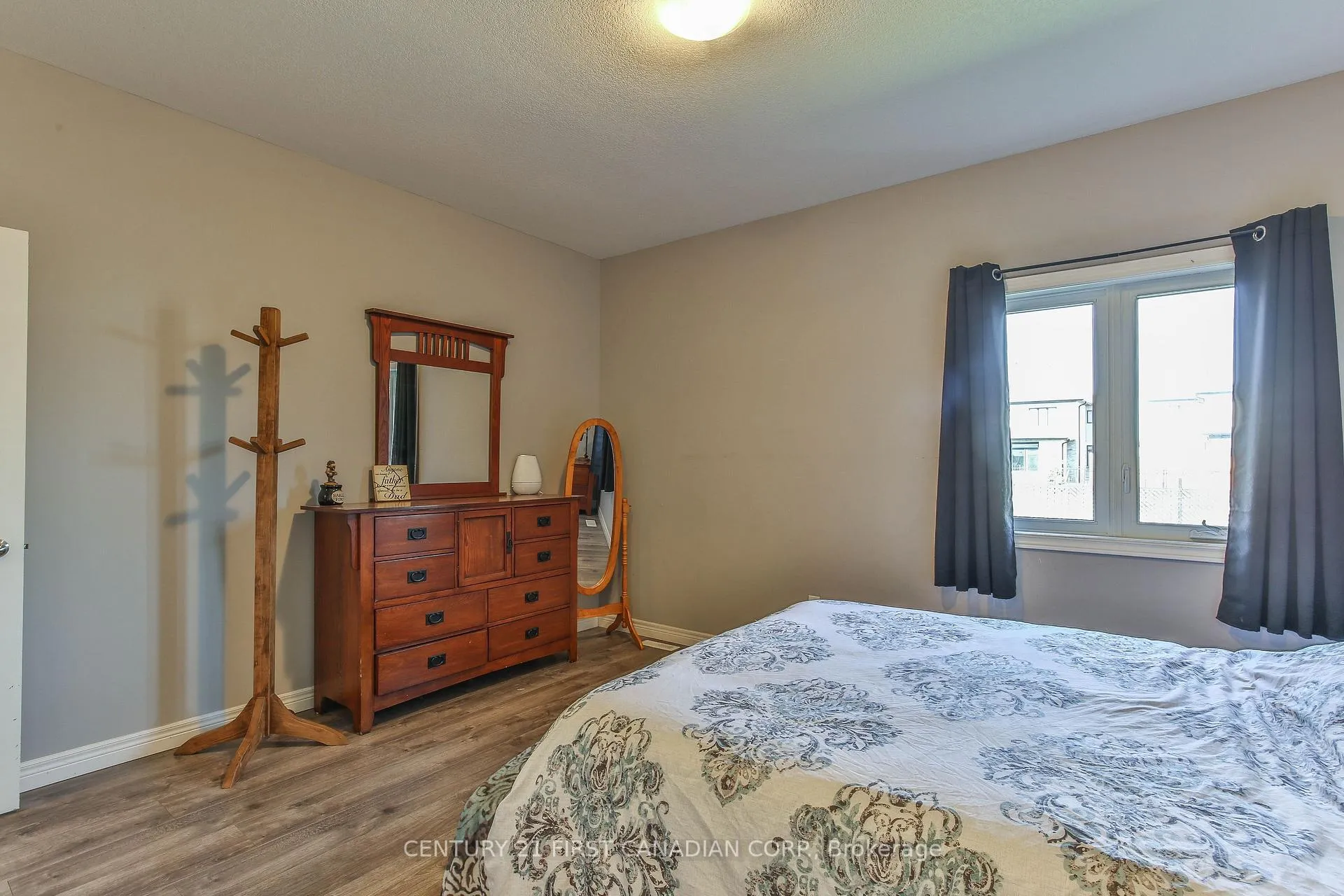 Photo 18 of 283 Boyd Boulevard, Zorra, Thamesford — HOMEH