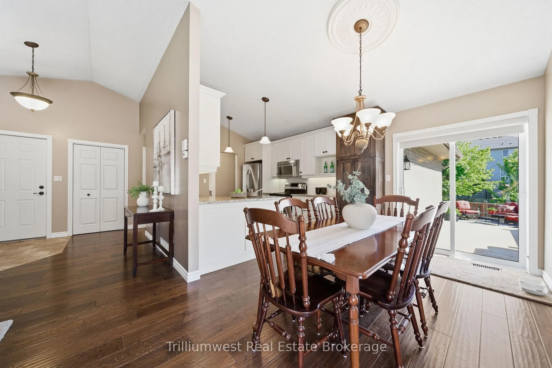 Photo 9 of 767 Scott Street W, North Perth, Listowel — HOMEH