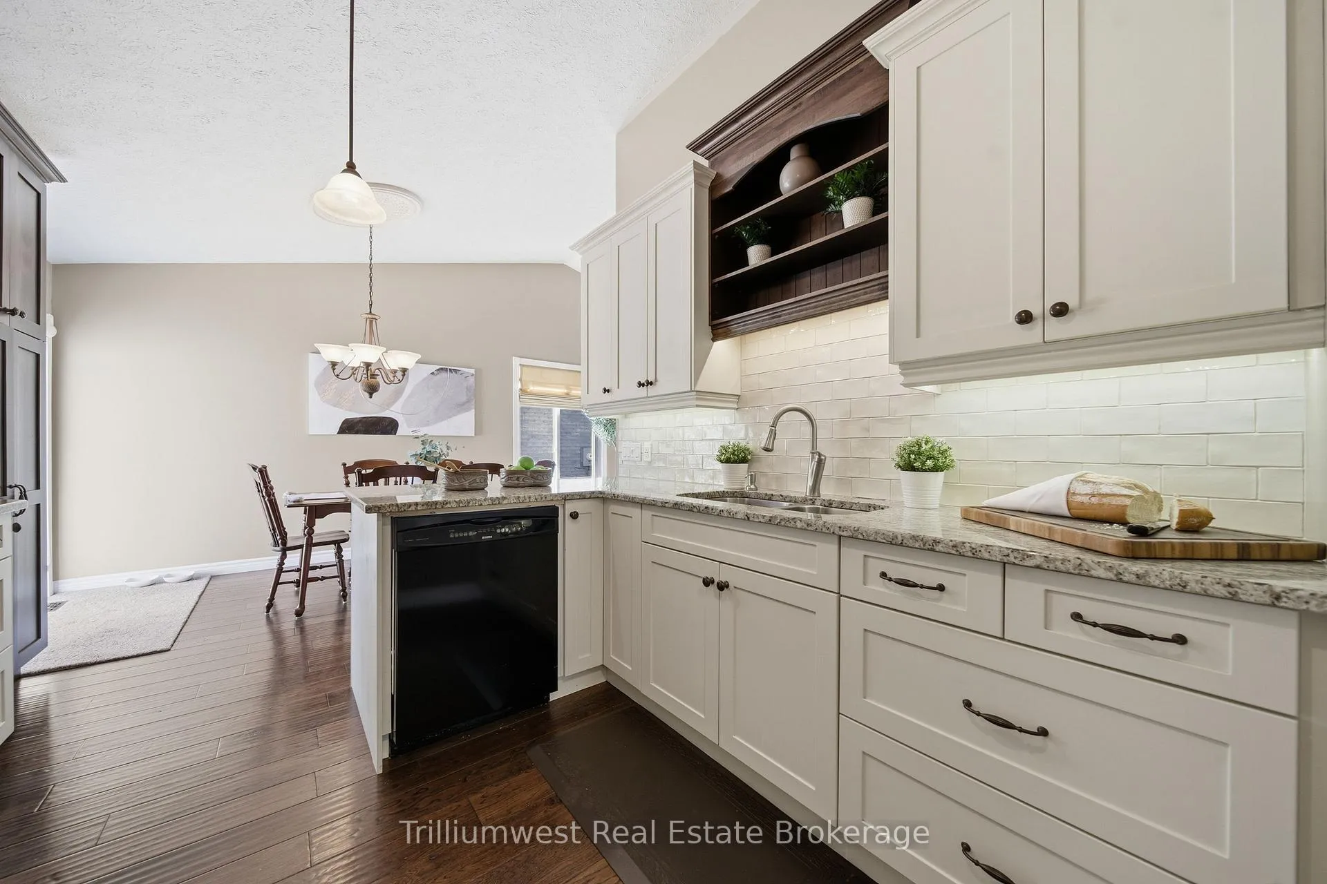 Photo 12 of 767 Scott Street W, North Perth, Listowel — HOMEH