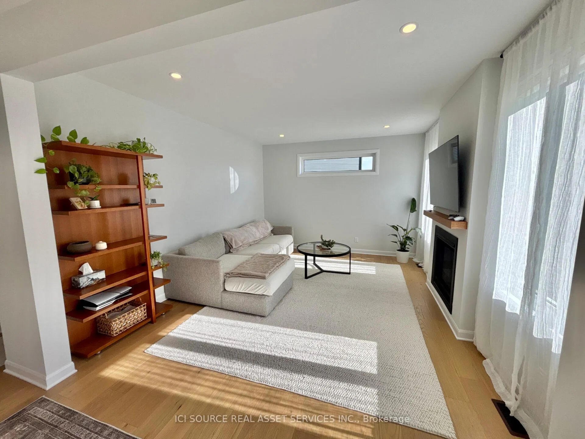 Photo 11 of 128 D'arleux Place, Ottawa, Mahogany Community — HOMEH