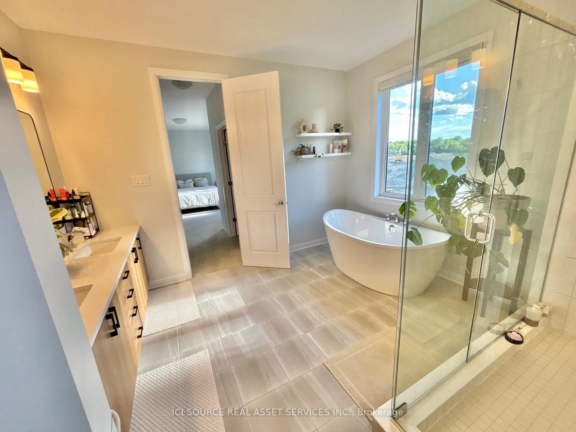 Photo 28 of 128 D'arleux Place, Ottawa, Mahogany Community — HOMEH