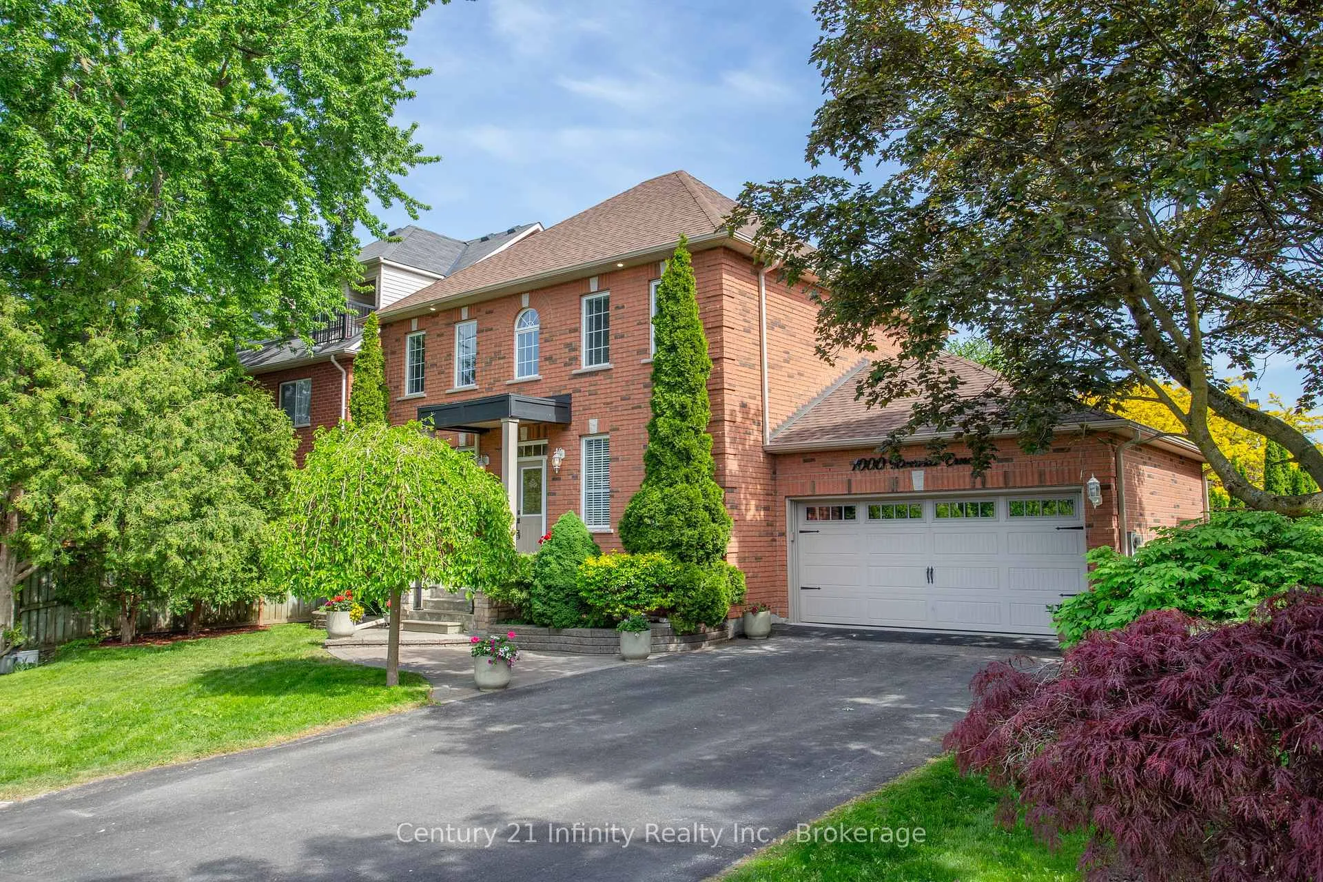 Photo 4 of 1000 Riverview Crescent, Pickering, Rougemount — HOMEH