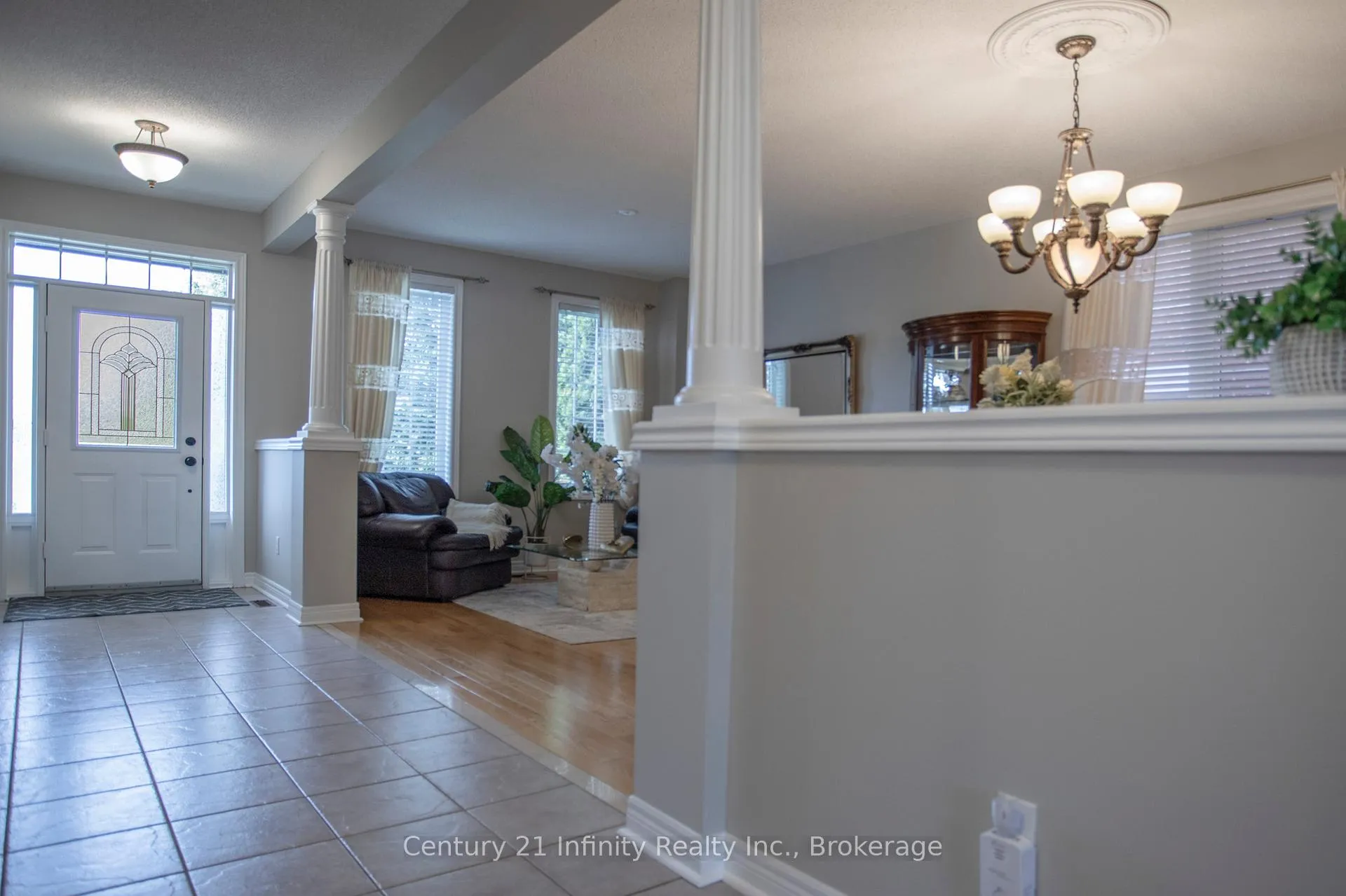 Photo 6 of 1000 Riverview Crescent, Pickering, Rougemount — HOMEH