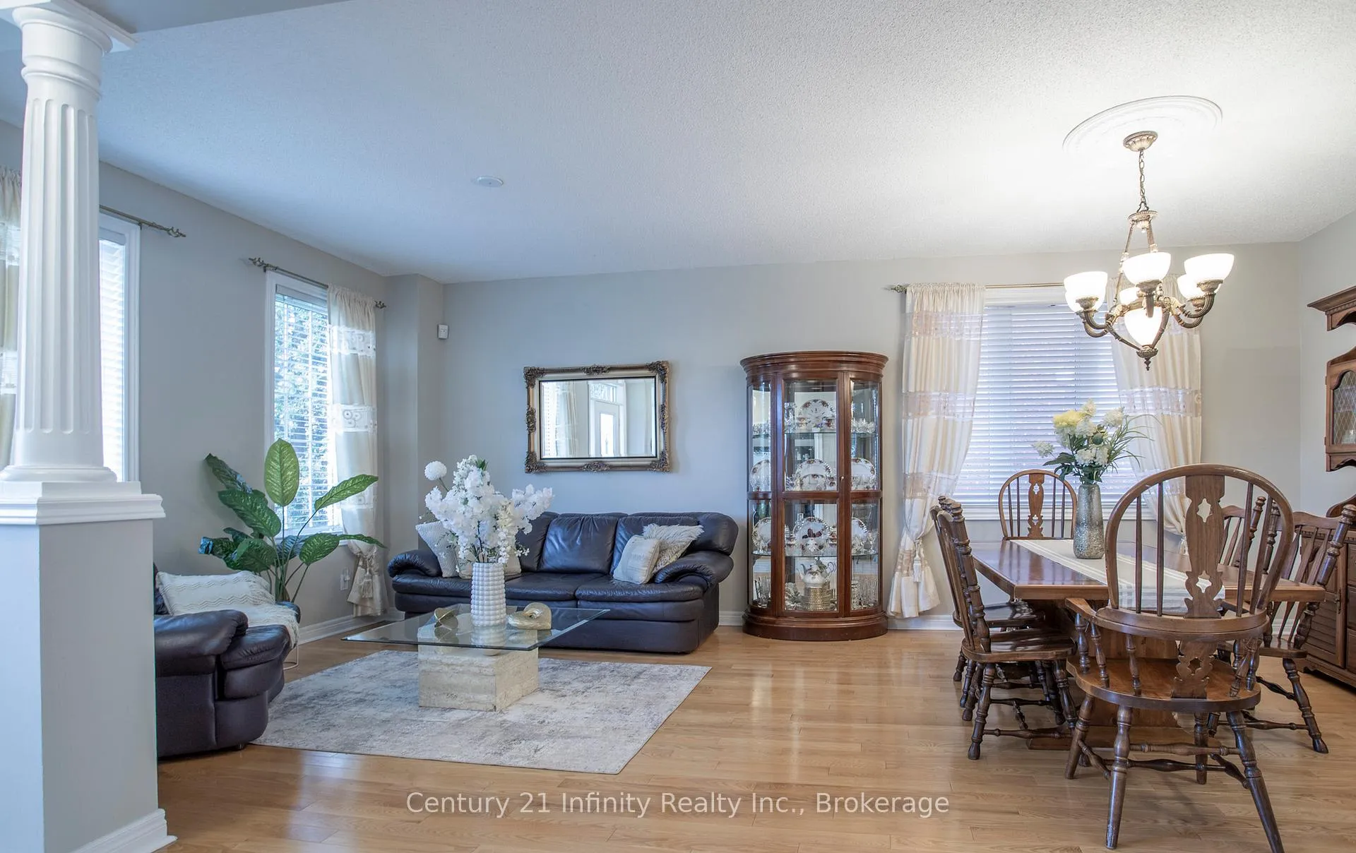 Photo 9 of 1000 Riverview Crescent, Pickering, Rougemount — HOMEH
