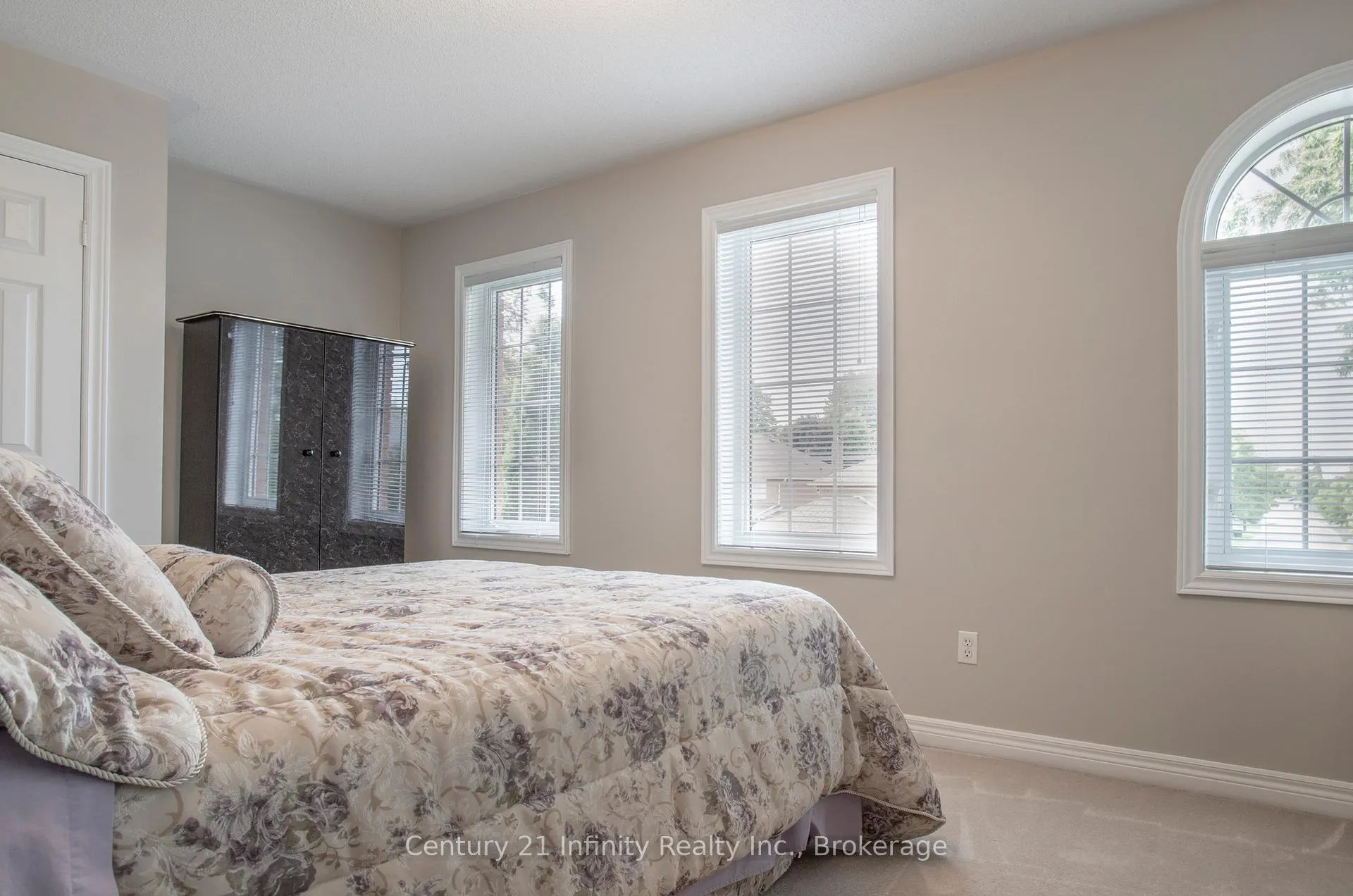 Photo 33 of 1000 Riverview Crescent, Pickering, Rougemount — HOMEH