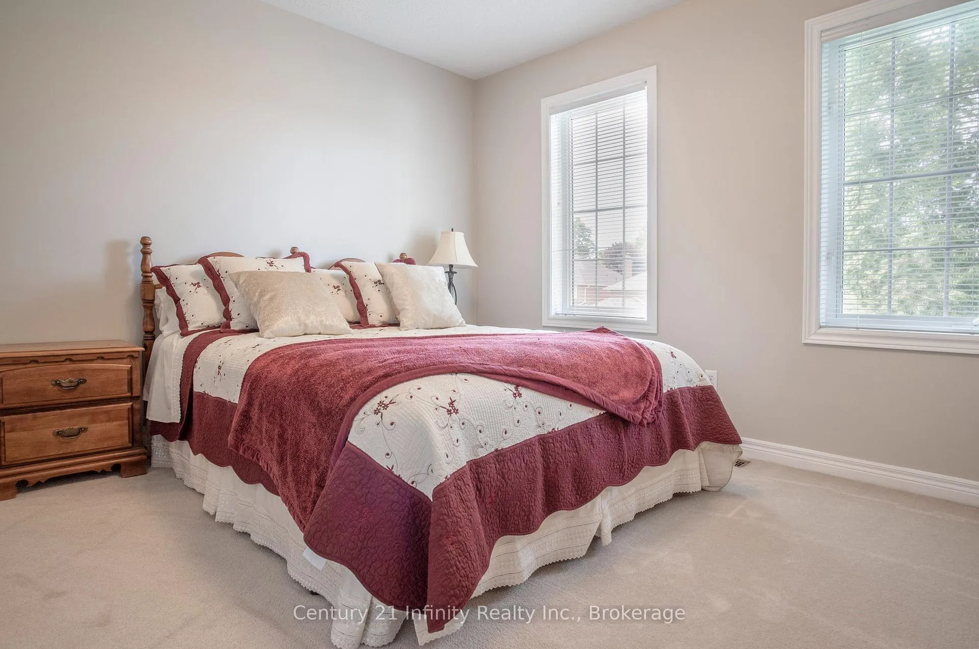Photo 34 of 1000 Riverview Crescent, Pickering, Rougemount — HOMEH
