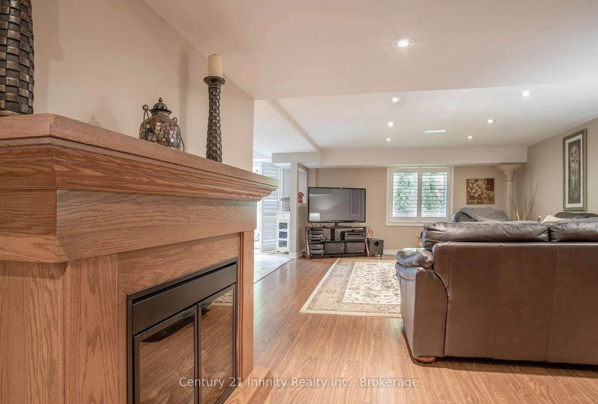 Photo 36 of 1000 Riverview Crescent, Pickering, Rougemount — HOMEH
