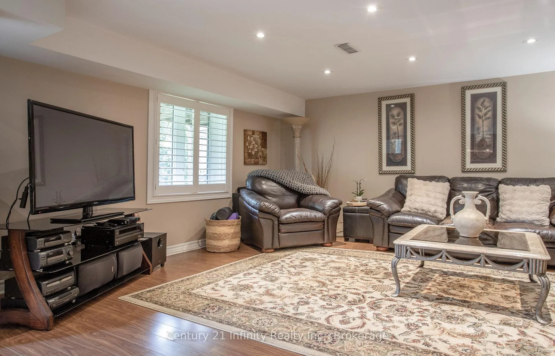 Photo 38 of 1000 Riverview Crescent, Pickering, Rougemount — HOMEH