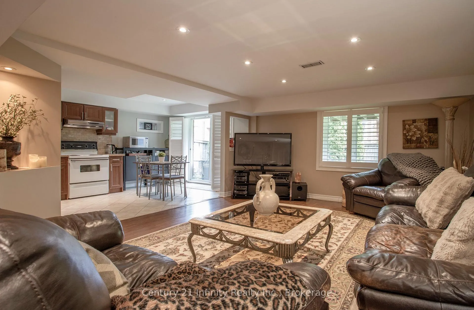 Photo 39 of 1000 Riverview Crescent, Pickering, Rougemount — HOMEH