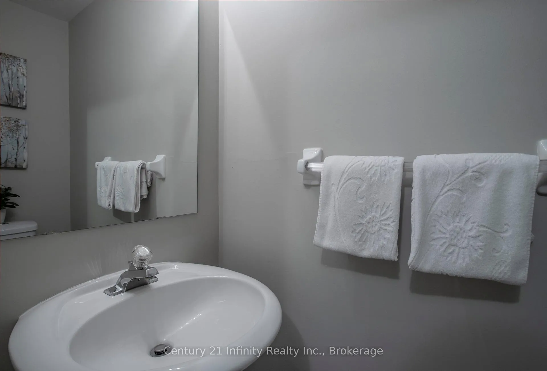Photo 44 of 1000 Riverview Crescent, Pickering, Rougemount — HOMEH