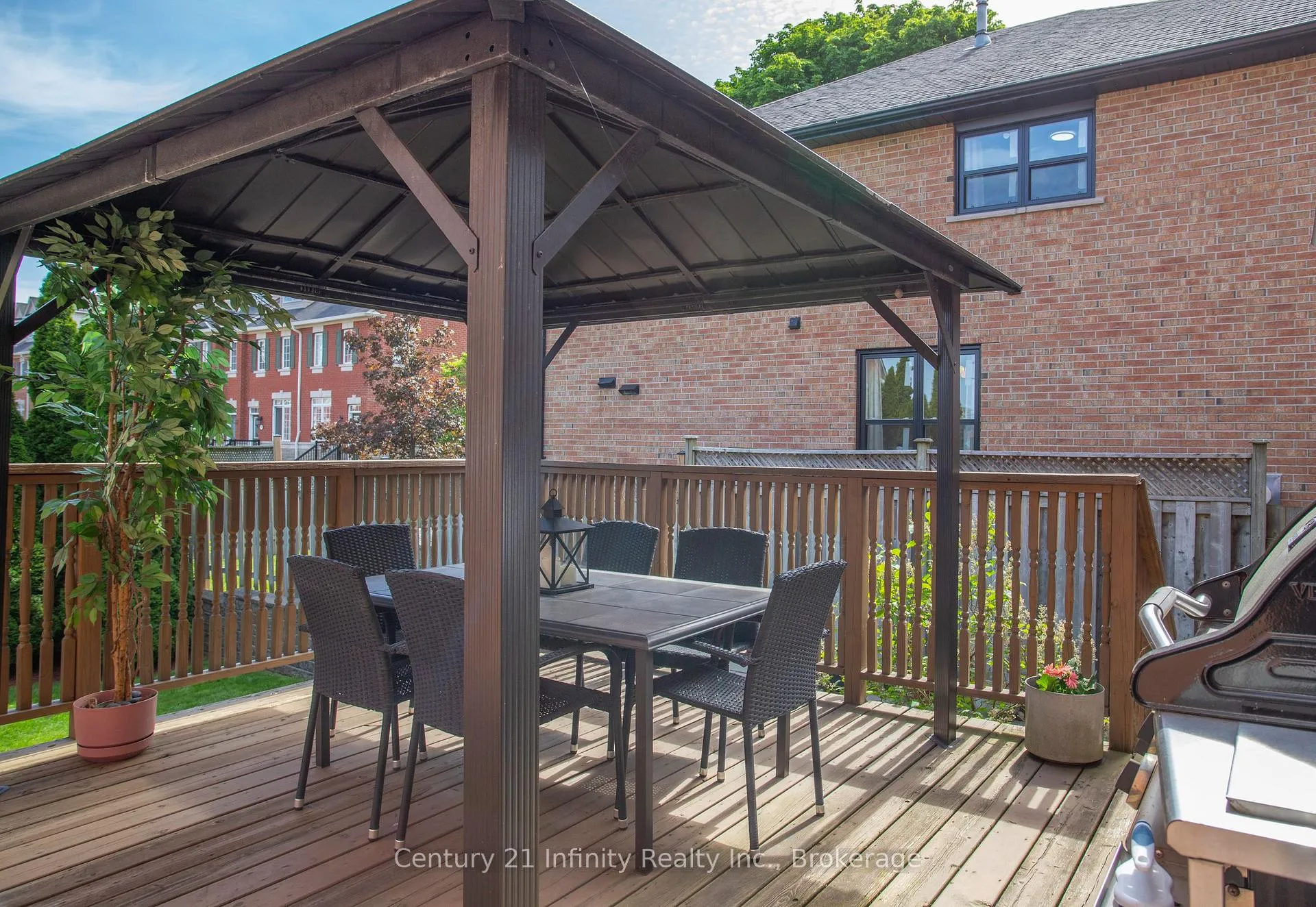 Photo 48 of 1000 Riverview Crescent, Pickering, Rougemount — HOMEH