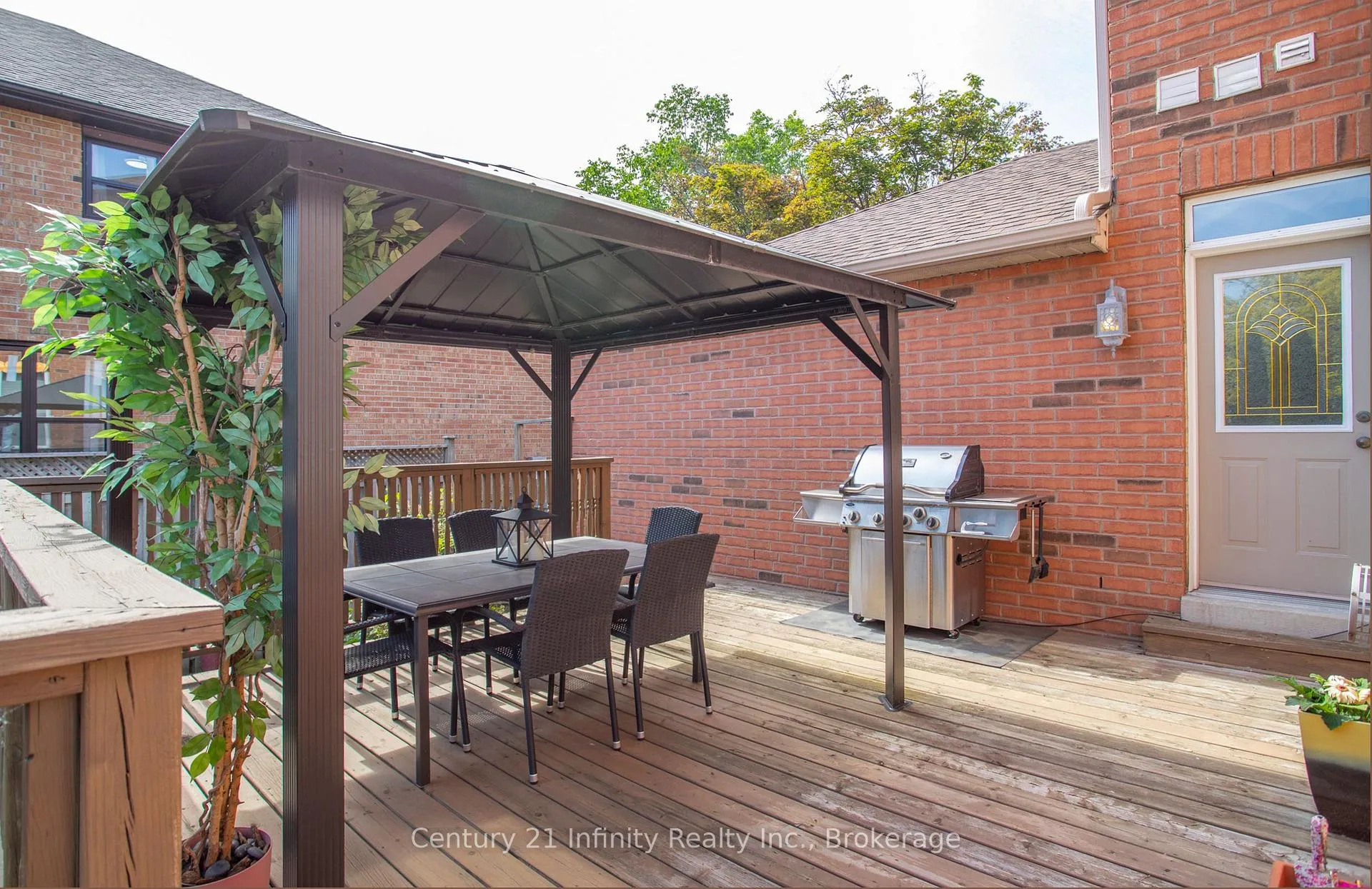 Photo 49 of 1000 Riverview Crescent, Pickering, Rougemount — HOMEH