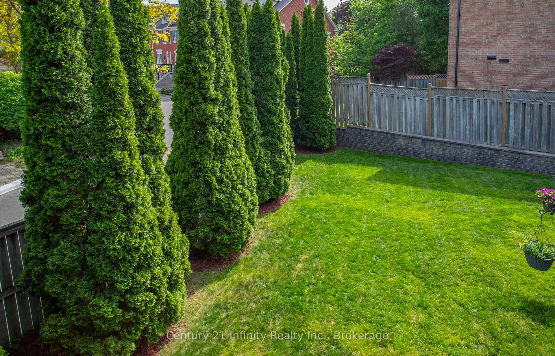 Photo 50 of 1000 Riverview Crescent, Pickering, Rougemount — HOMEH