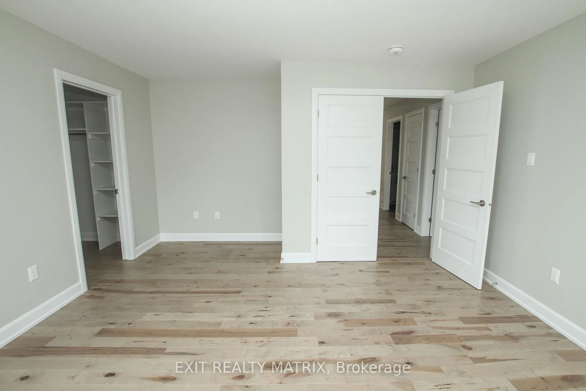 Photo 16 of 1412 Caroline Court, Cornwall — HOMEH
