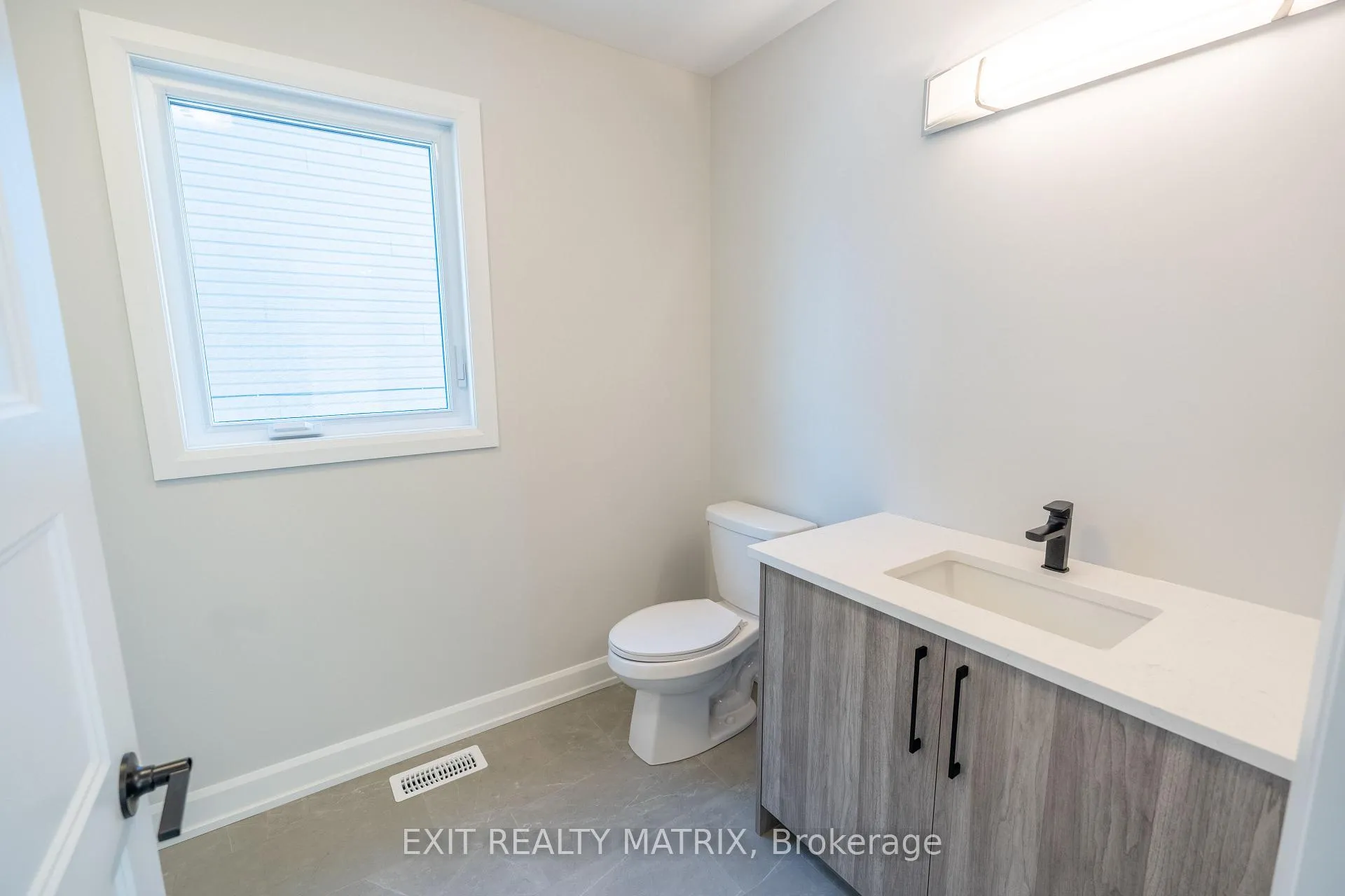 Photo 6 of 1416 Caroline Court, Cornwall — HOMEH