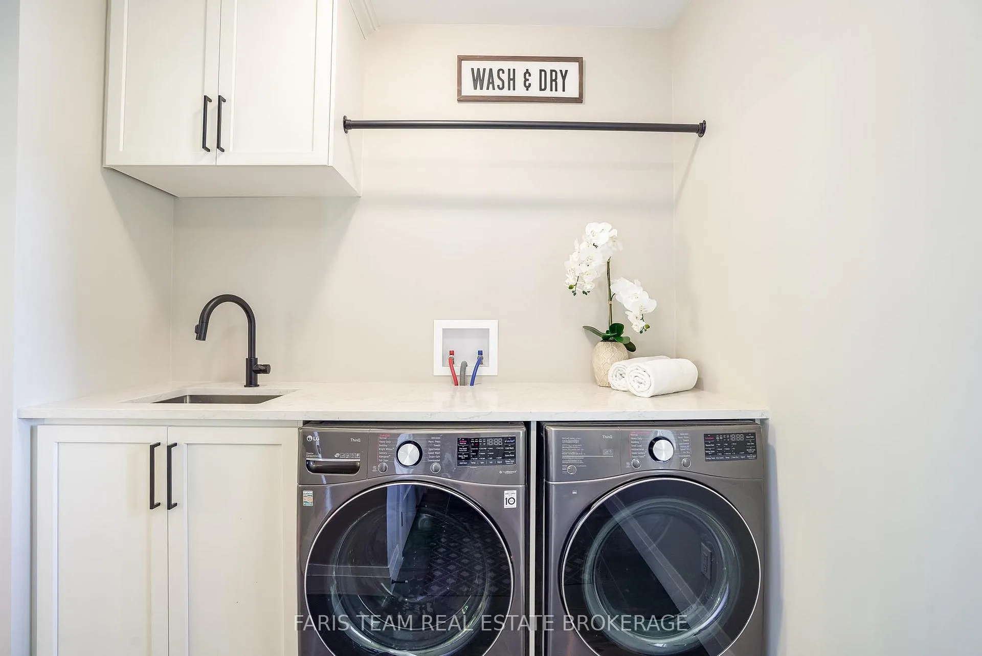 Photo 25 of 44 Bachly Avenue, Oro-Medonte, Moonstone — HOMEH
