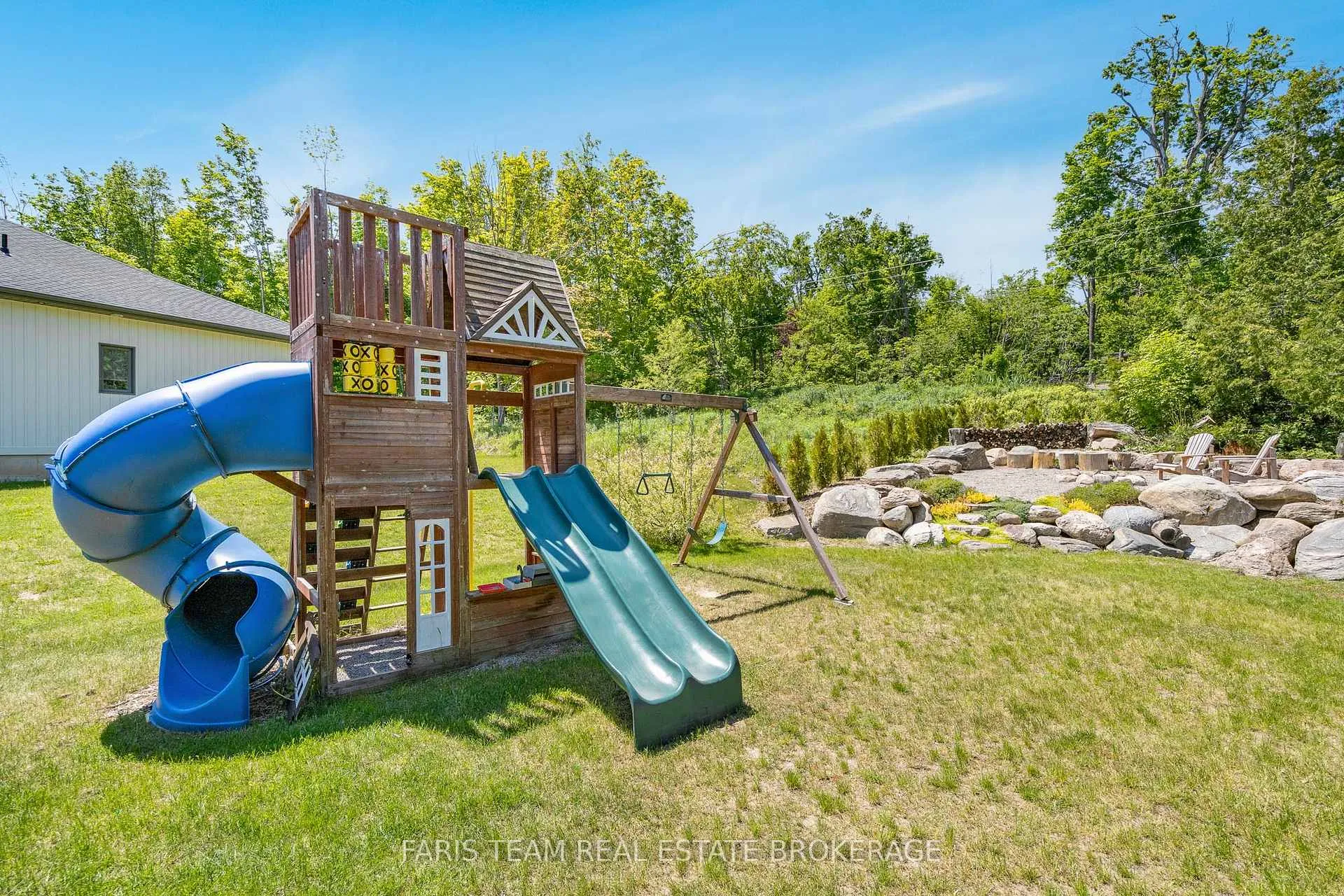 Photo 34 of 44 Bachly Avenue, Oro-Medonte, Moonstone — HOMEH