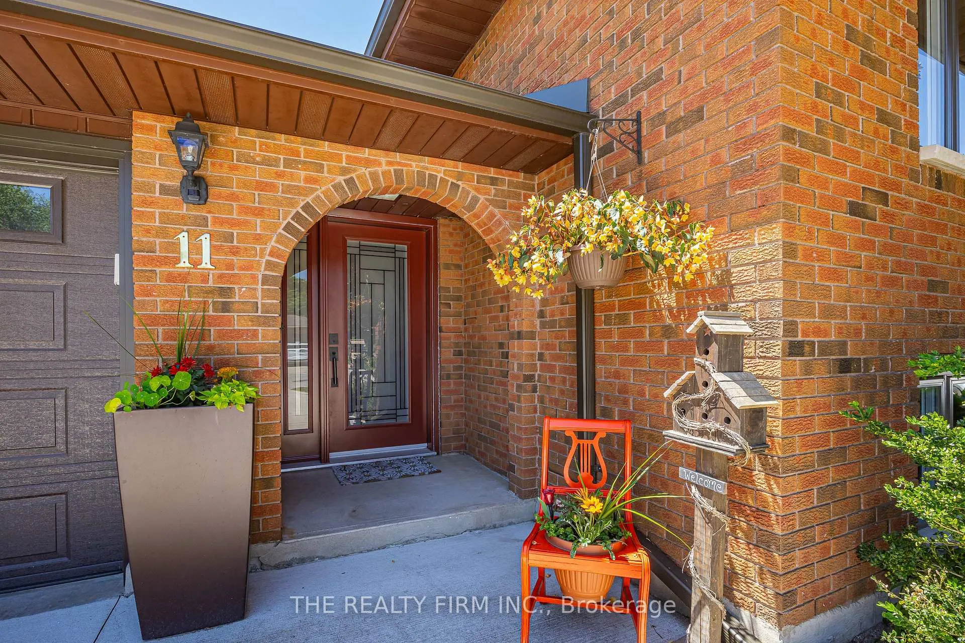 Photo 5 of 11 Brennan Drive, Strathroy-Caradoc, NW — HOMEH