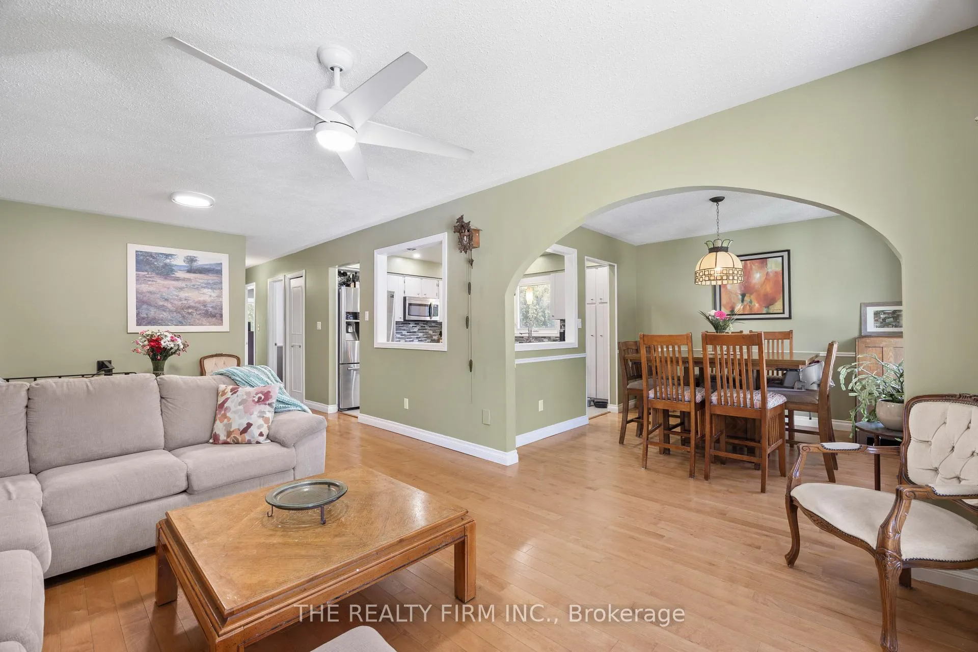 Photo 13 of 11 Brennan Drive, Strathroy-Caradoc, NW — HOMEH