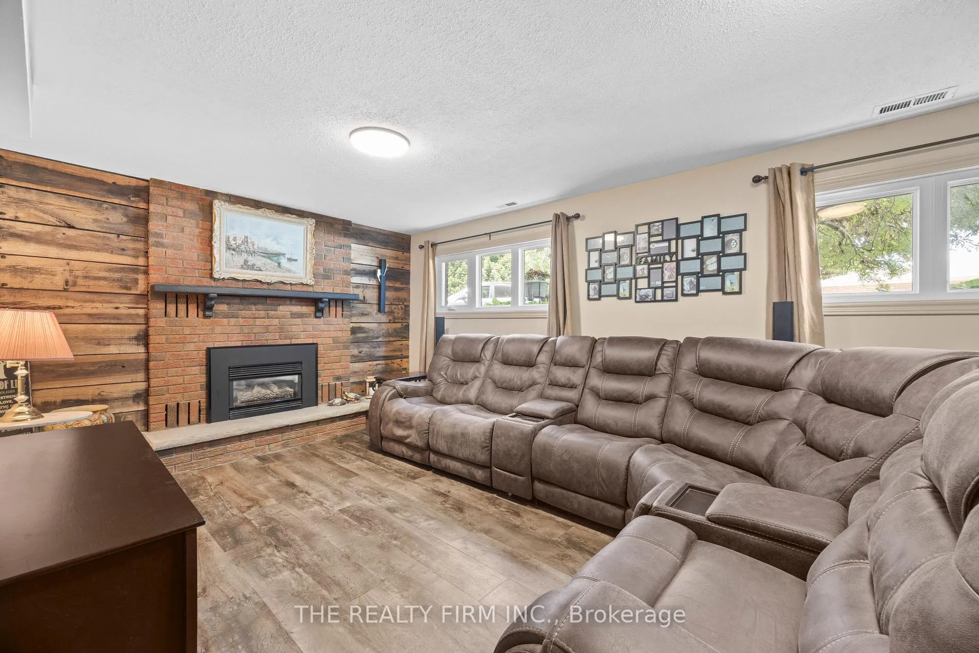 Photo 30 of 11 Brennan Drive, Strathroy-Caradoc, NW — HOMEH