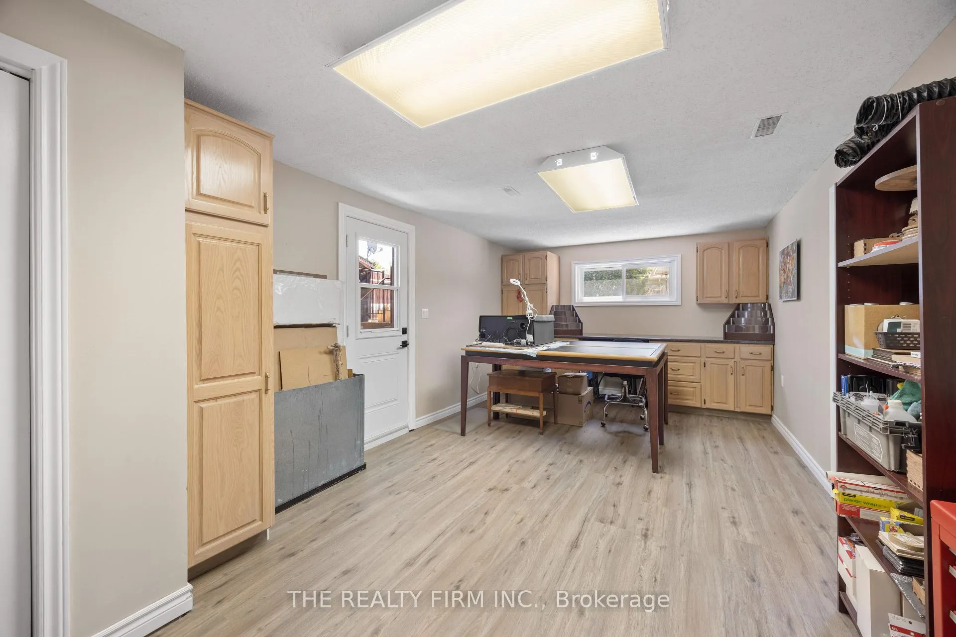 Photo 32 of 11 Brennan Drive, Strathroy-Caradoc, NW — HOMEH