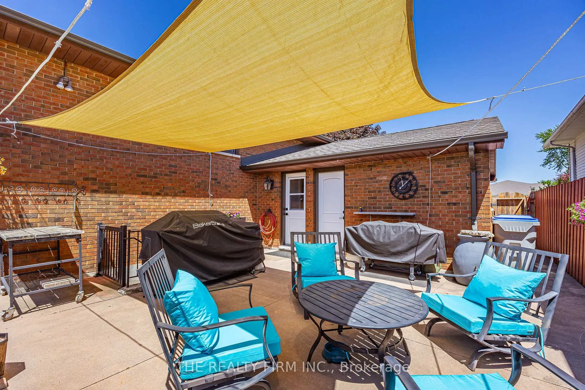 Photo 39 of 11 Brennan Drive, Strathroy-Caradoc, NW — HOMEH