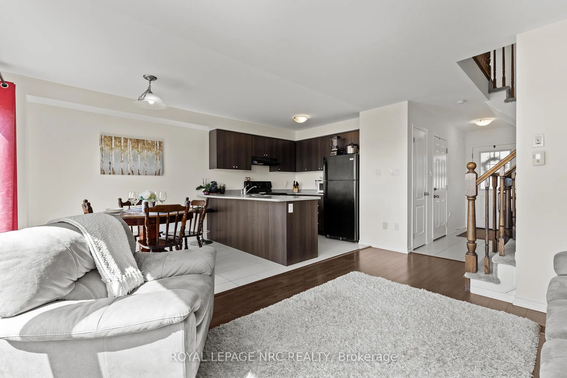 Photo 10 of 80 Sunset Way, Thorold, Rolling Meadows — HOMEH