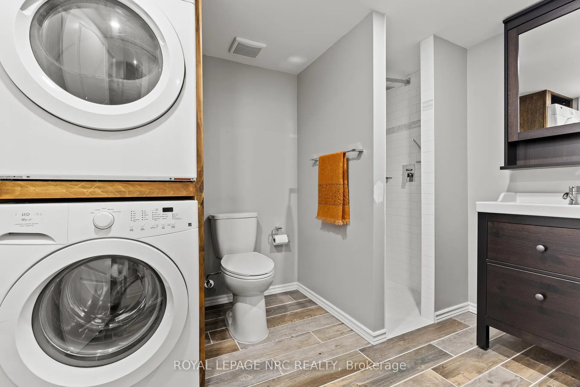 Photo 26 of 80 Sunset Way, Thorold, Rolling Meadows — HOMEH